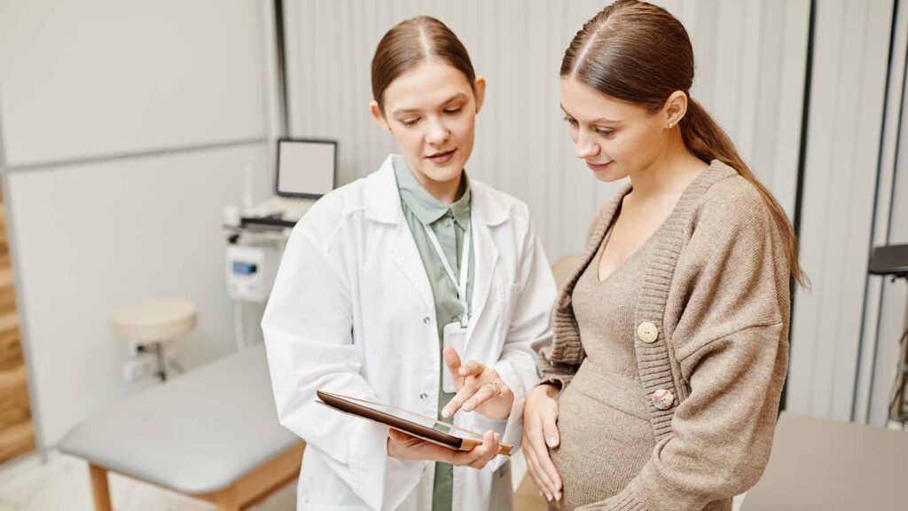 Best Prenatal Vitamins for Pregnancy Recommended by Doctors